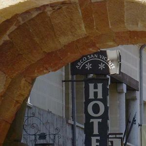 Hotel Arco San Vicente